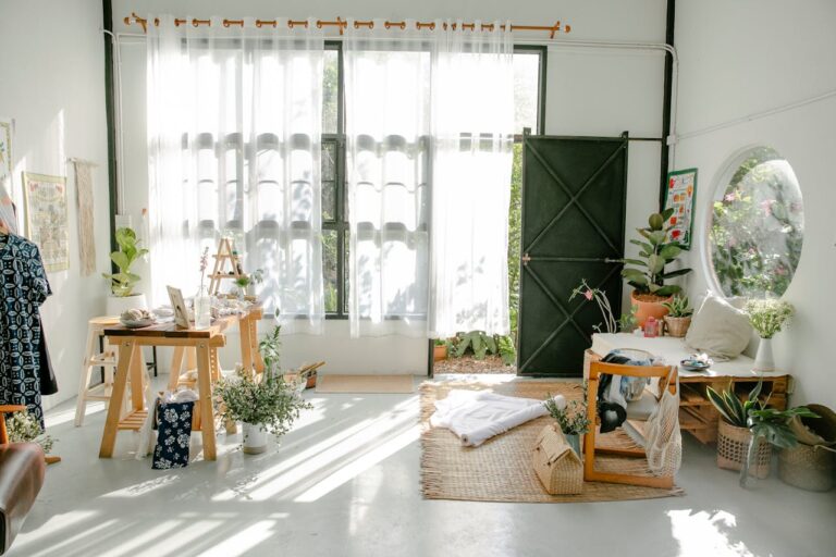 Raamdecoratie kiezen: tips voor het creëren van de perfecte sfeer in je huis