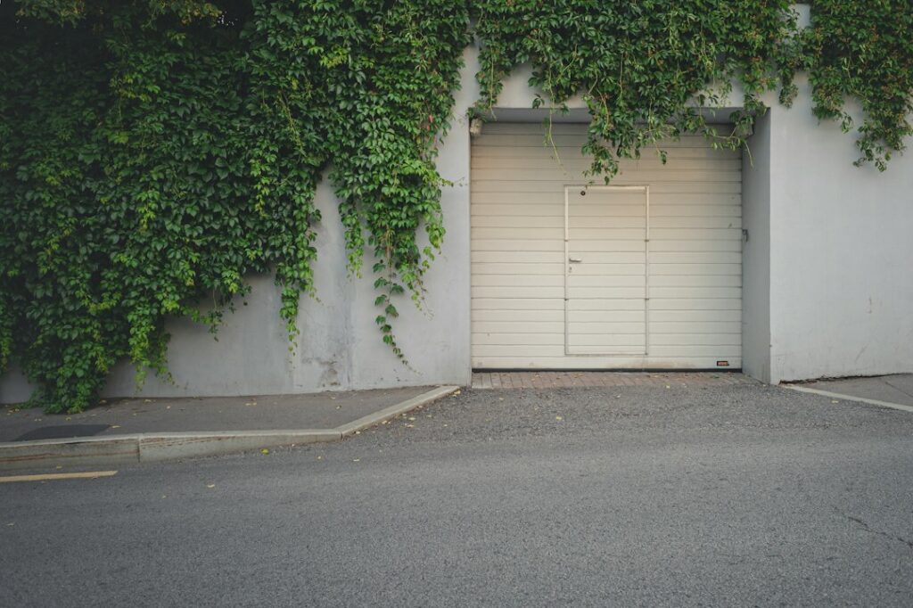 Hapert je garagepoort? Dit zijn de meest voorkomende oorzaken